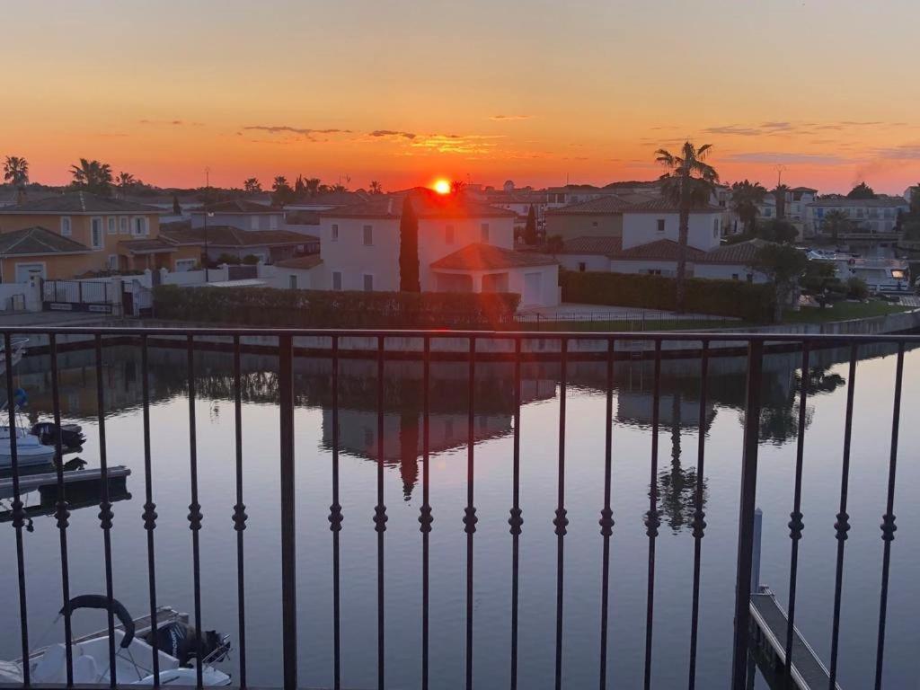 Вілла Marina 120M²/8 Pers/ Terrasse 100M²/ Appontement Ег-Морт Екстер'єр фото